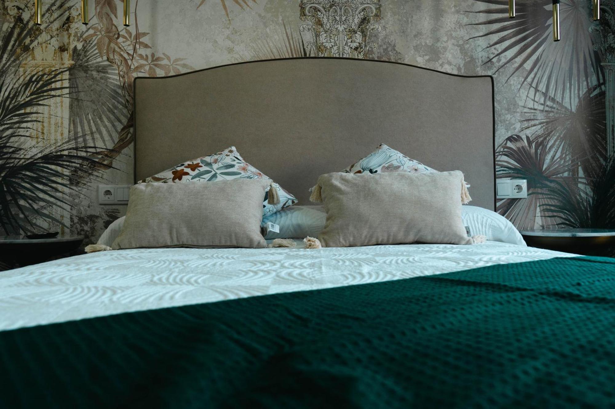 Apartamentos La Posada โกเรีย ภายนอก รูปภาพ